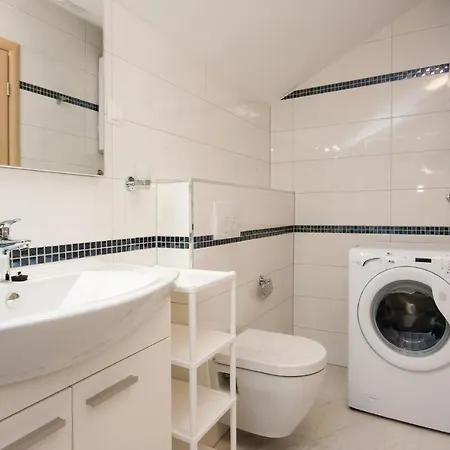 Three-bedroom In Tribunj * Tribalj
